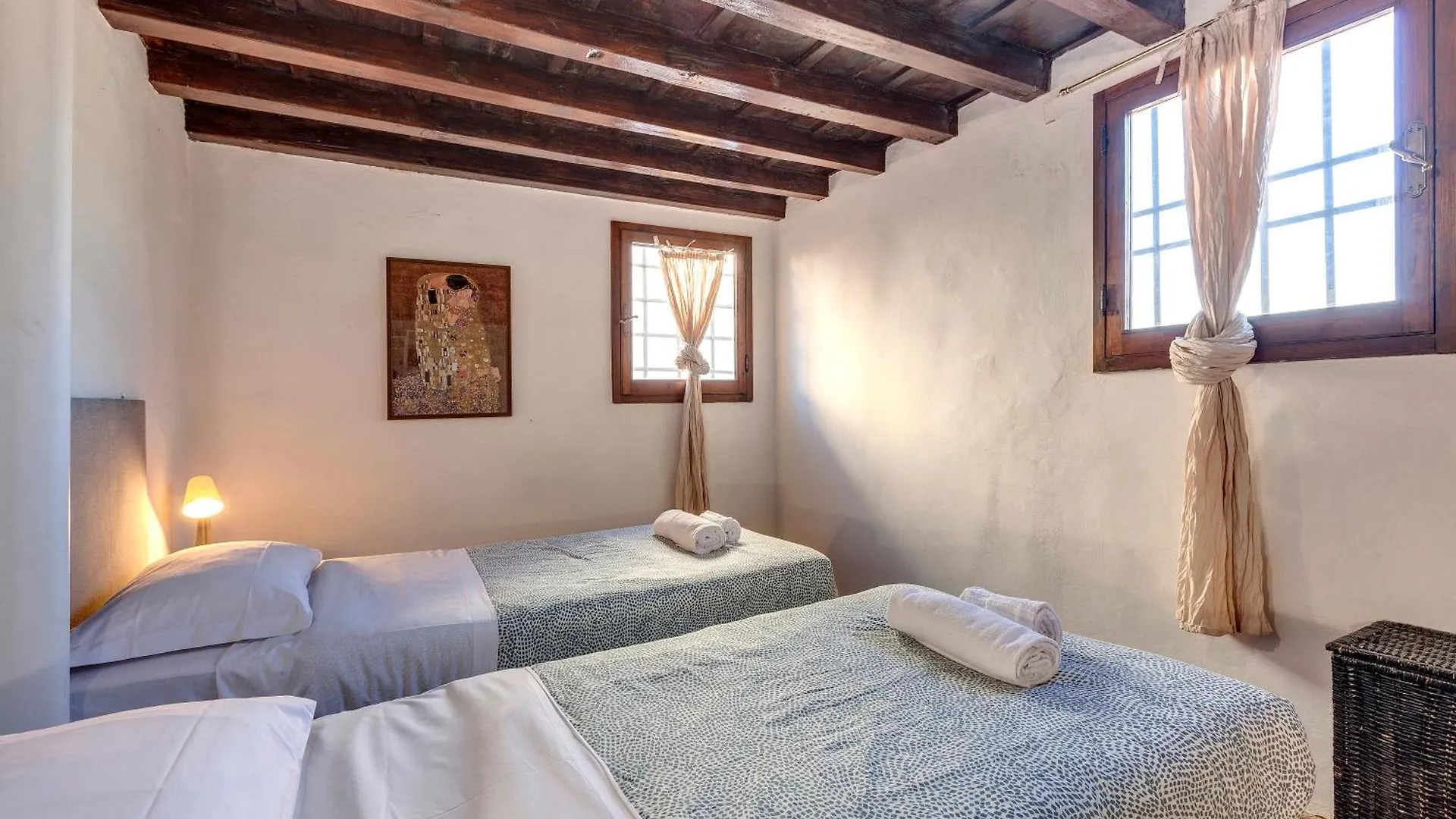 Mezzo 24 IV Apartment Florence