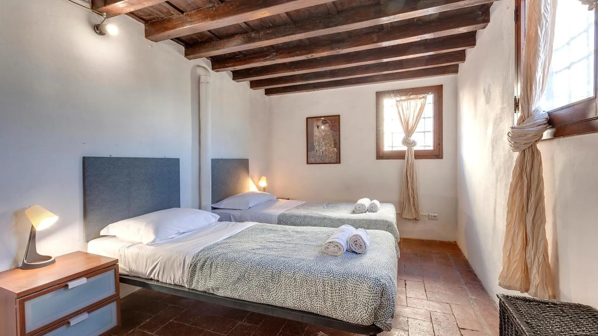 Mezzo 24 IV Apartment Florence