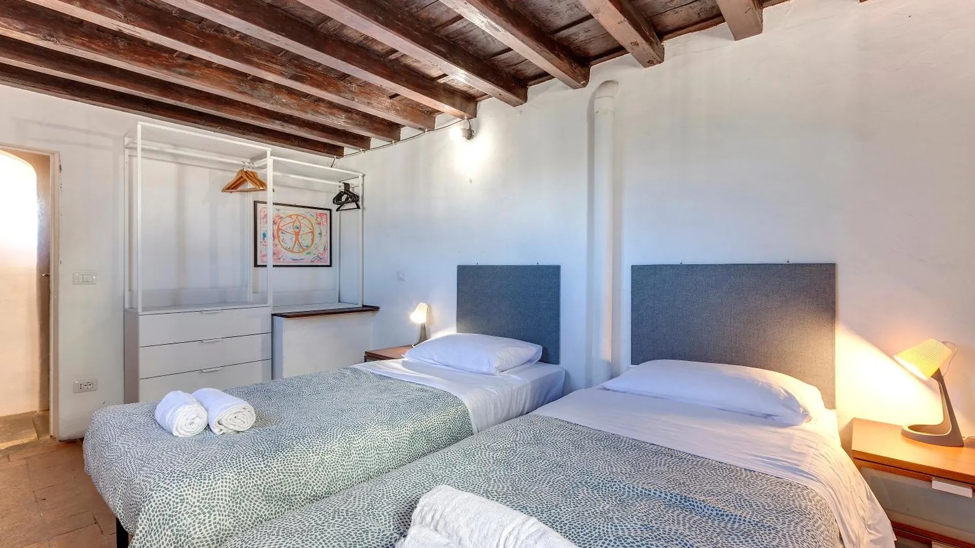 Mezzo 24 IV Apartment Florence